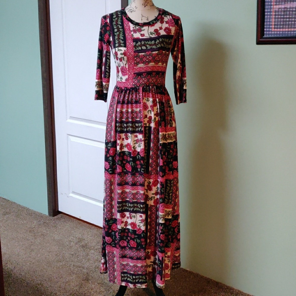 Women's 3/4 sleeve Maxi dress